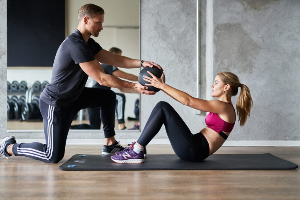 FITNESS COACH