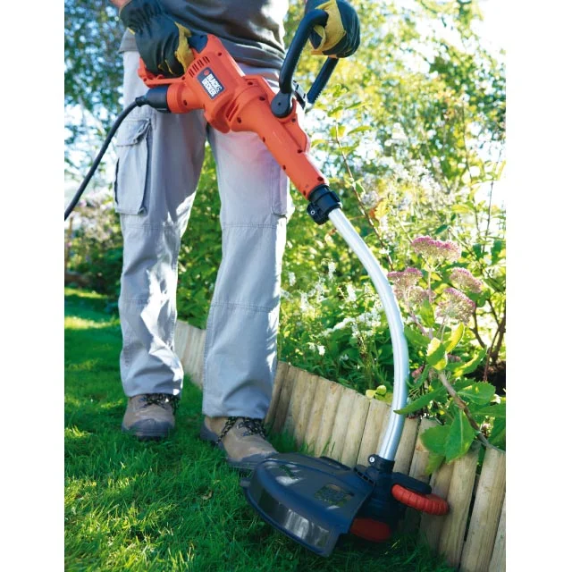 grass trimmer