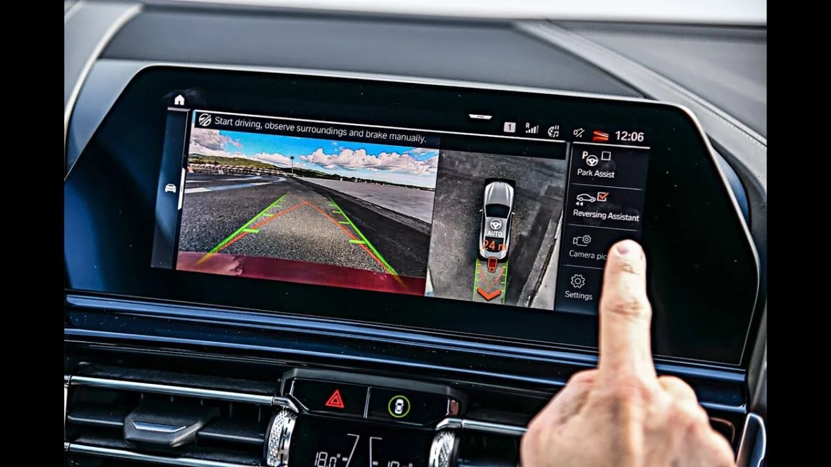  Rear Camera