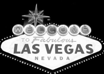 7 Must-Do Group Activities for a Weekend in Vegas