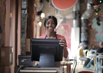 How To Achieve Superior Customer Service In Your Restaurant 5 Superior Customer Service In Your Restaurant
