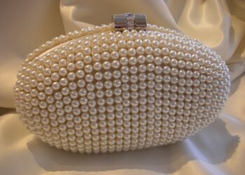 Pearl Clutch