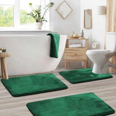 green bathroom rug
